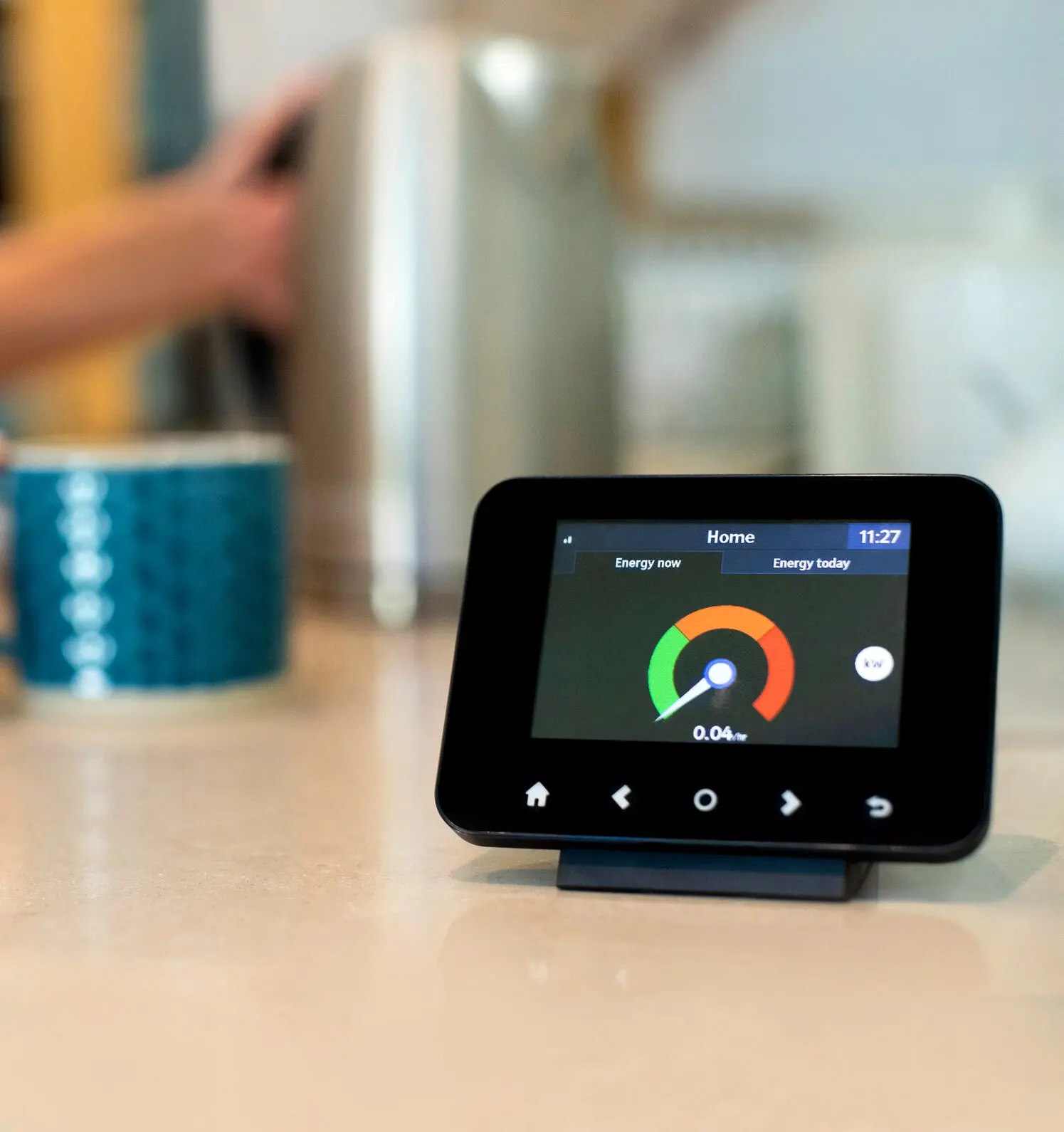 Smart Meter Display showing real-time energy usage.